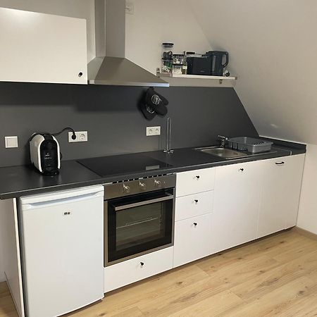 Moderne Ferienwohnung In Gelsenkirchen-Schalke Fuer 1 Bis 7 Personen Mit Terrasse, Ideal Fuer Gruppen & Stadionbesuche 外观 照片